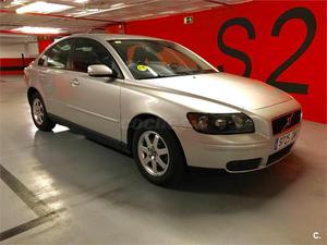 VOLVO S Momentum 4p.