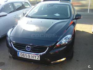 VOLVO V D3 Momentum 5p.