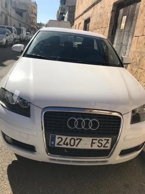 AUDI A3 1.9 TDI Stronic DPF Attraction -07