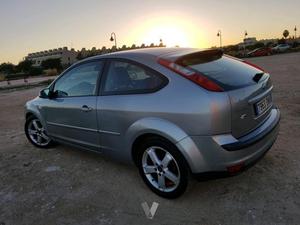 FORD Focus 2.0 TDCi Titanium -05