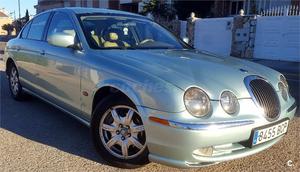 JAGUAR SType V6 3.0 EXECUTIVE 4p.