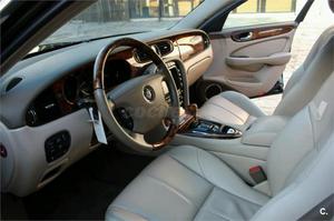 Jaguar Serie Xj Xj8 4.2 Executive 4p. -04