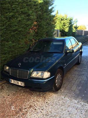 MERCEDES-BENZ Clase C C 240 ELEGANCE 4p.