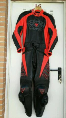 Mono de moto Dainese