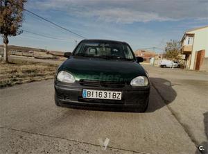 Opel Corsa 1.2i Viva 5p. -95