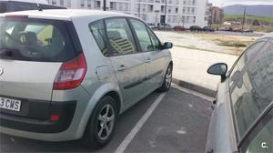 RENAULT Scénic CONFORT AUTHENTIQUE 1.9DCI 5p.