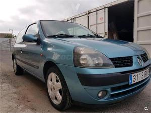 Renault Clio Dynamique v 3p. -02