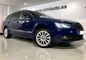 SKODA Superb Combi 2.0 TDI CR 170cv DSG 4x4 Elegance 5p.