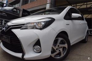 TOYOTA Yaris Hybrid Active 5p.