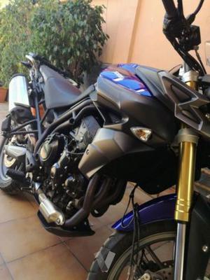 TRIUMPH TIGER 800 XR -13