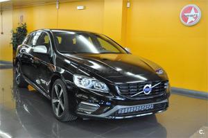 VOLVO V D3 RDesign Momentum 5p.