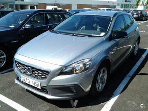 Volvo V40 Cross Country 2.0 D3 Momentum 5p. -13