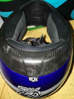 casco de moto SHARK semi NUEVO muy poco uso
