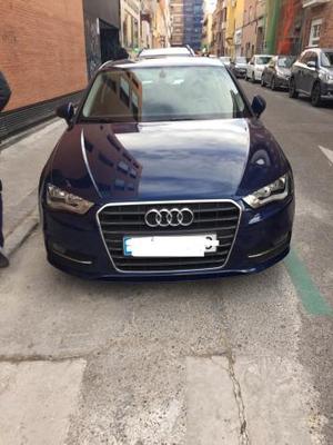 AUDI A3 1.6 TDI 105cv Ambition -13