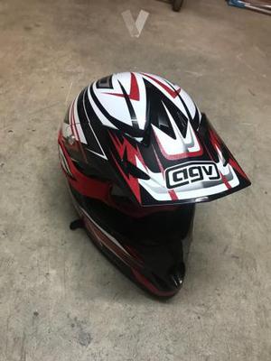 Casco AGV