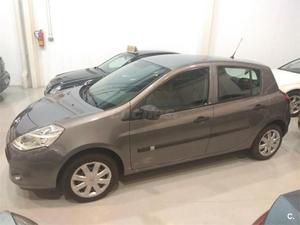 Renault Clio Iii Collection v 75 5p. -12