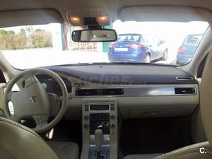 VOLVO S Summum 4p.