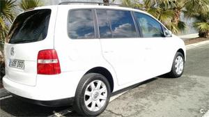 Volkswagen Touran 2.0 Tdi Highline 5p. -05