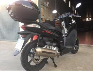 HONDA SCOOPY SH300i Sport TopBox (