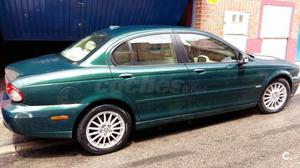 JAGUAR XType 2.2D Classic Manual 4p.