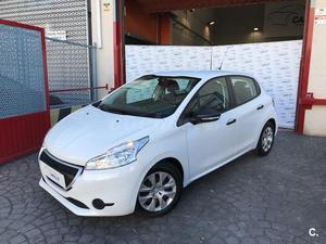 PEUGEOT P ACTIVE 1.2 VTi 82 5p.