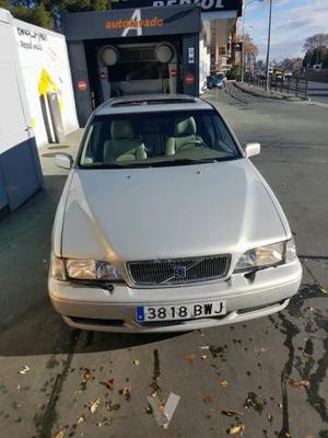 VOLVO V70 T5 -02