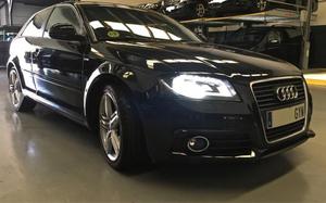 AUDI A3 2.0 TDI 140cv S tronic Ambition -10