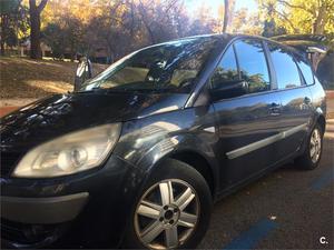 RENAULT Grand Scénic Privilege 7 plazas 1.9dCi EU4 5p.