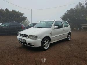 VOLKSWAGEN Polo 75 TRENDLINE -99