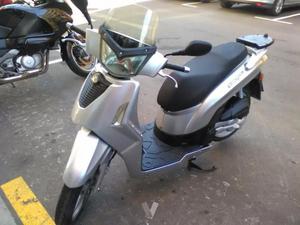 KYMCO People 50 S (modelo actual) -10