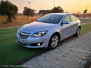 OPEL INSIGNIA EN VENTA EN ALCALá DE GUADAíRA (SEVILLA) -