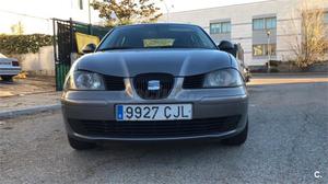 SEAT Cordoba V 75 CV SIGNA 4p.