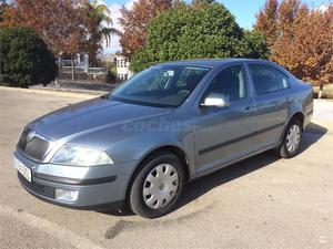 SKODA Octavia 1.9 TDI Active 5p.