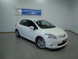 Toyota Auris 1.6 Vvt-i Live