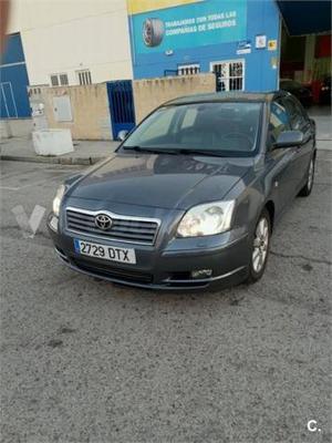 Toyota Avensis 2.0 D4d Executive 5p. -06