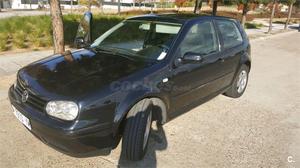 VOLKSWAGEN Golf 1.6 HIGHLINE 3p.