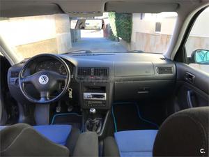 VOLKSWAGEN Golf 1.9 TDi 25 Aniversario 110CV 5p.