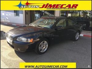 Volvo S60 D5 Momentum 4p. -06