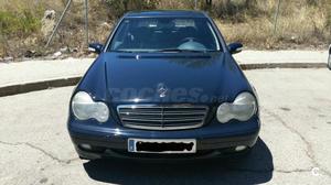 MERCEDES-BENZ Clase C C 180 CLASSIC 4p.