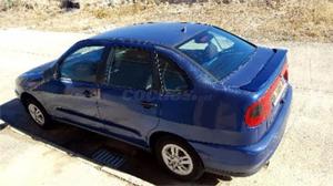 Seat Córdoba 1.6 Dream 4p. -98