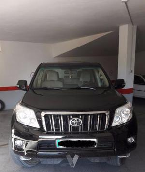 TOYOTA Land Cruiser 3.0 D4D VX -11