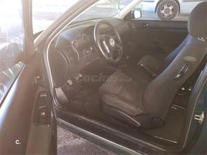 VOLKSWAGEN Golf 1.9 TDI CONCEPTLINE 3p.