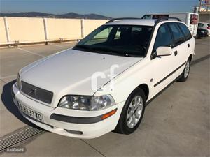 Volvo V 40