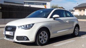 AUDI A1 1.6 TDI 90cv S tronic Attraction 3p.