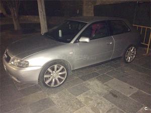 AUDI A3 1.9 TDi Attraction 130 CV 3p.