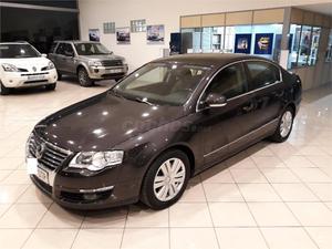 VOLKSWAGEN Passat 2.0 TDI Highline 4p.