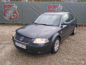 VOLKSWAGEN Passat Variant 1.9 TDi Trendline 5p.