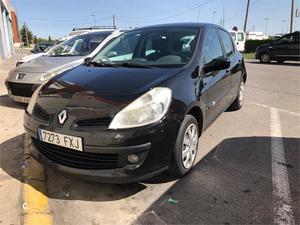 RENAULT Clio Authentique v 5p.