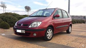 RENAULT Mégane SCENIC PRIVILEGE 1.9DCI 5p.