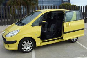 PEUGEOT  Urban 2Tronic 3p.